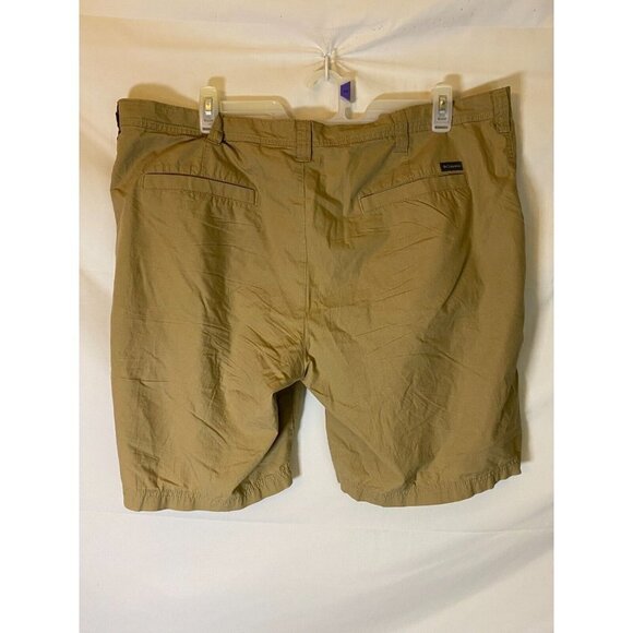 COLUMBIA MENS SIZE 42 WAIST TAN CHINO SHORTS - Picture 2 of 2
